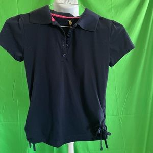 Little girls top says size 2 I think 4-5